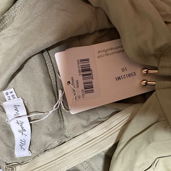 Akari Midi Dress - Picture 4 of 4